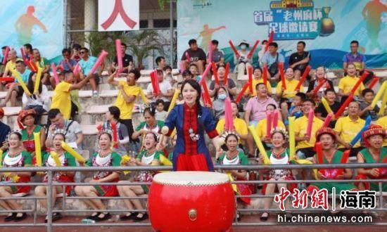 跟着电影游宜昌”融媒体直播活动。