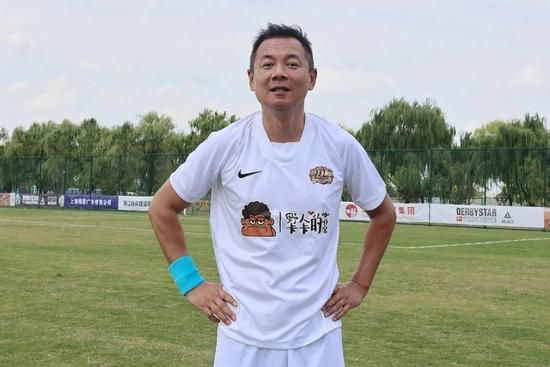 ”可是对这位而言，一个角色的旅程在杀青时并未结束，只有当它抵达观众内心并被理解时，这场始于剧本的“共同舞蹈”，才算真正完成了最后一个回旋。