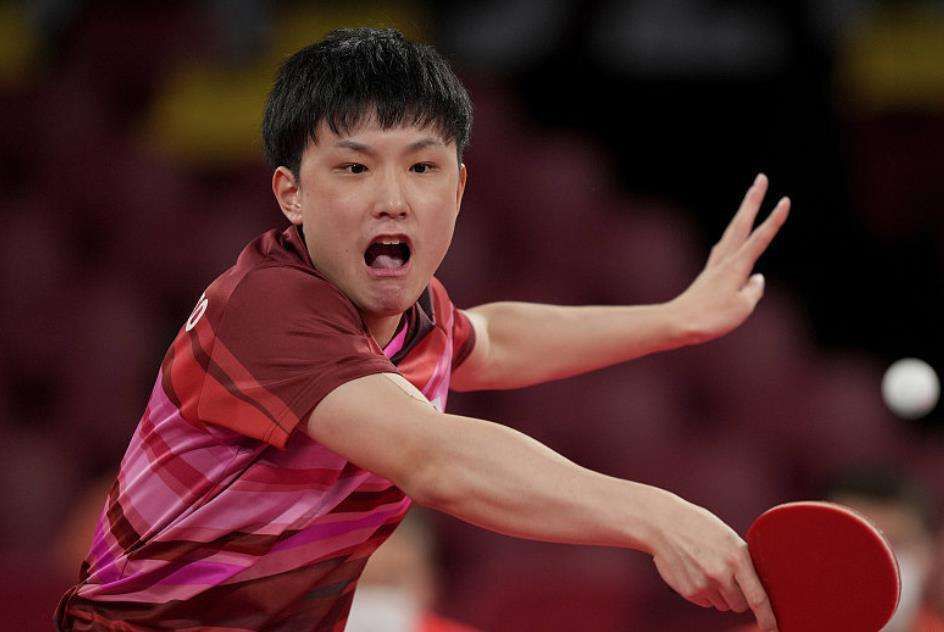 大方认爱卡哥：是的，我们订婚了 锦绣开年！